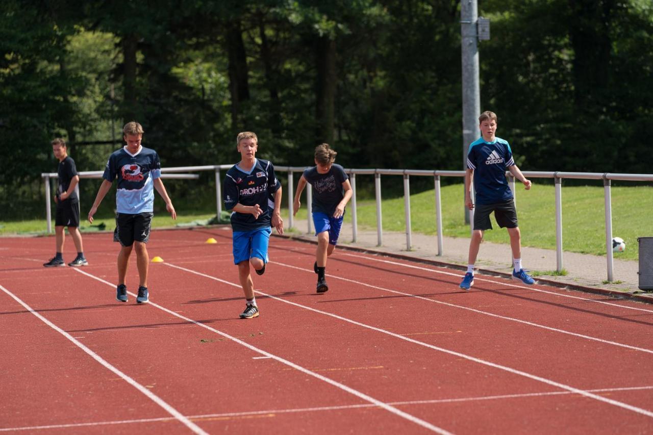 Hoessensportzentrum Westerstede Εξωτερικό φωτογραφία